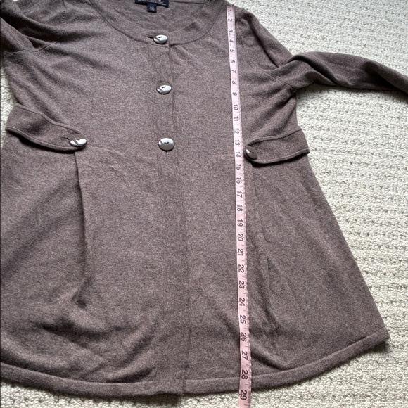 SOLD Banana Republic Women’s Brown Luxury Cashmere Blend Cardigan Sweater Large - Picture 9 of 11